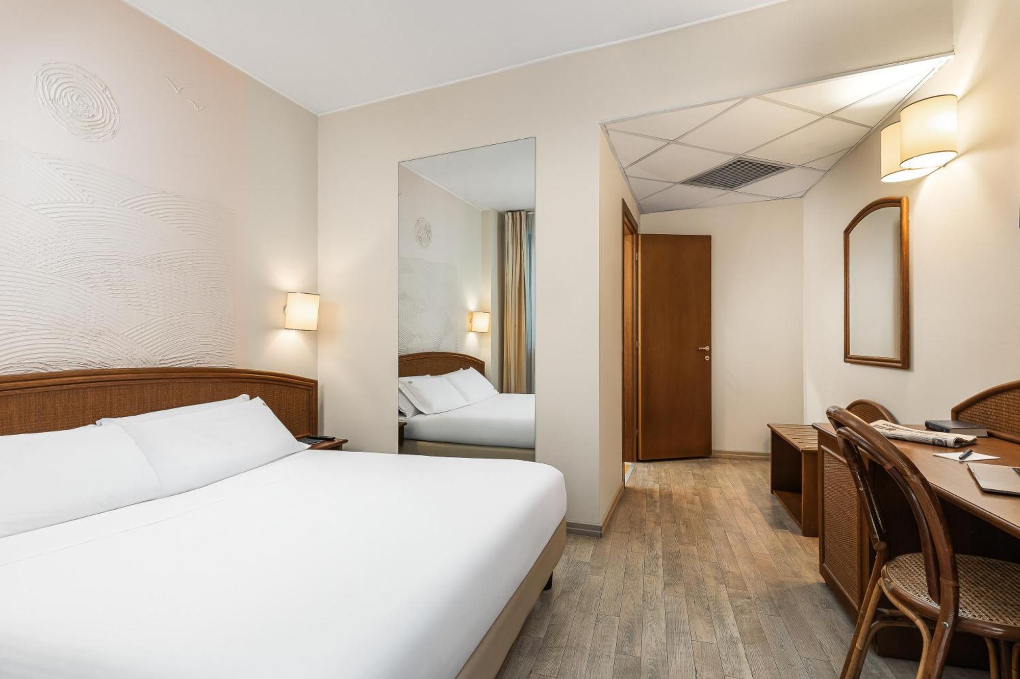 Welcome Hotel