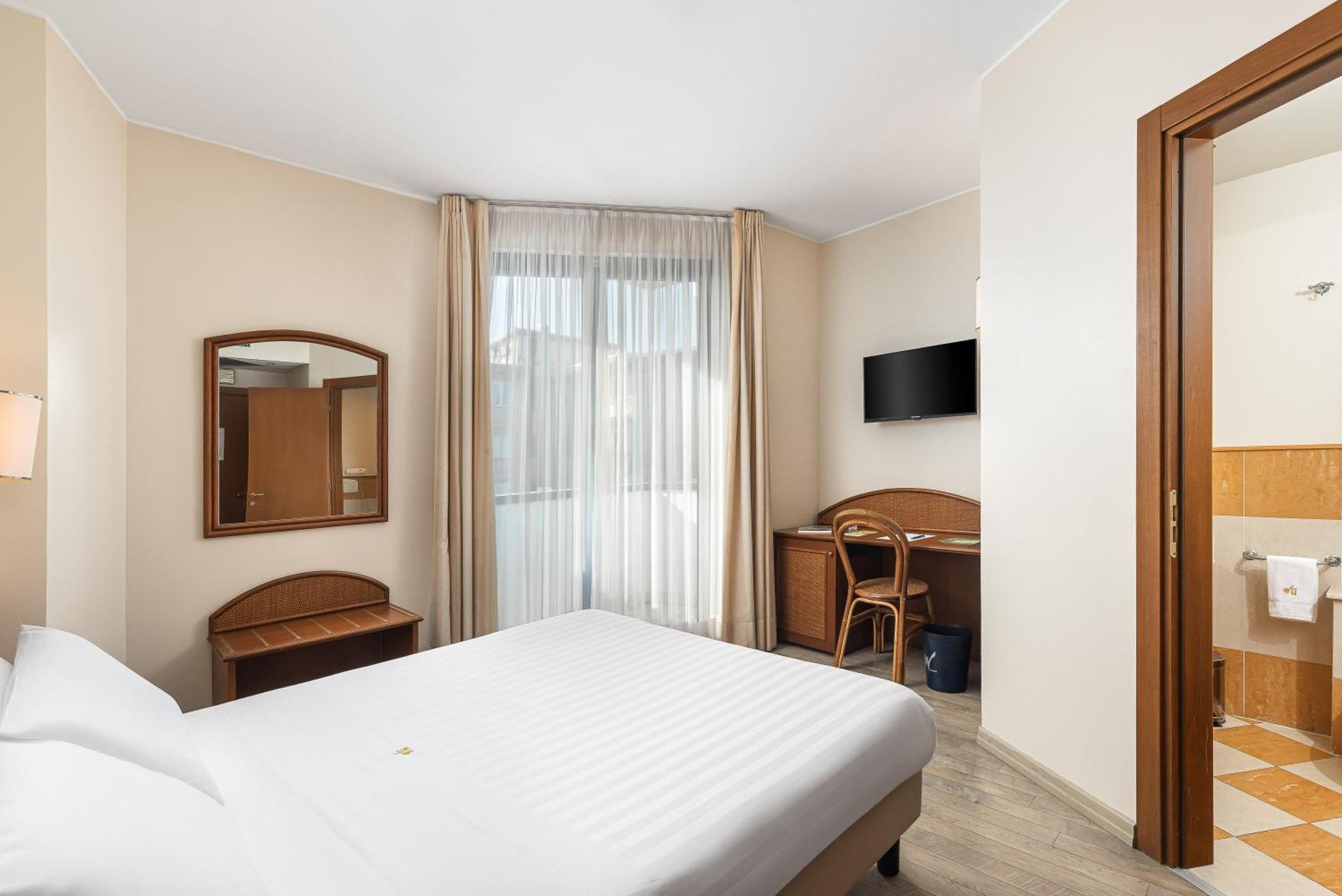 Welcome Hotel 4*